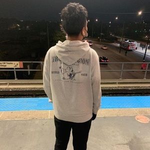 Meet your Posher, Manny